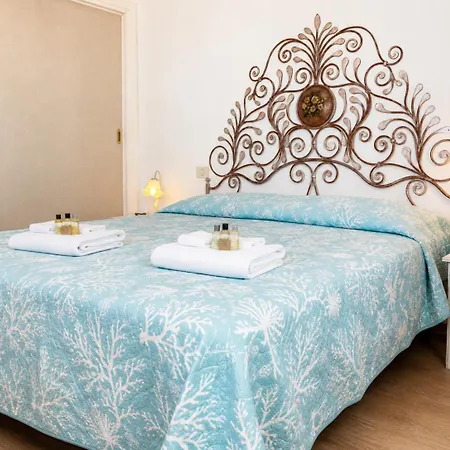 Appartamento Sea View Three Bedroom With Panoramic Terrace Baja Sardinia